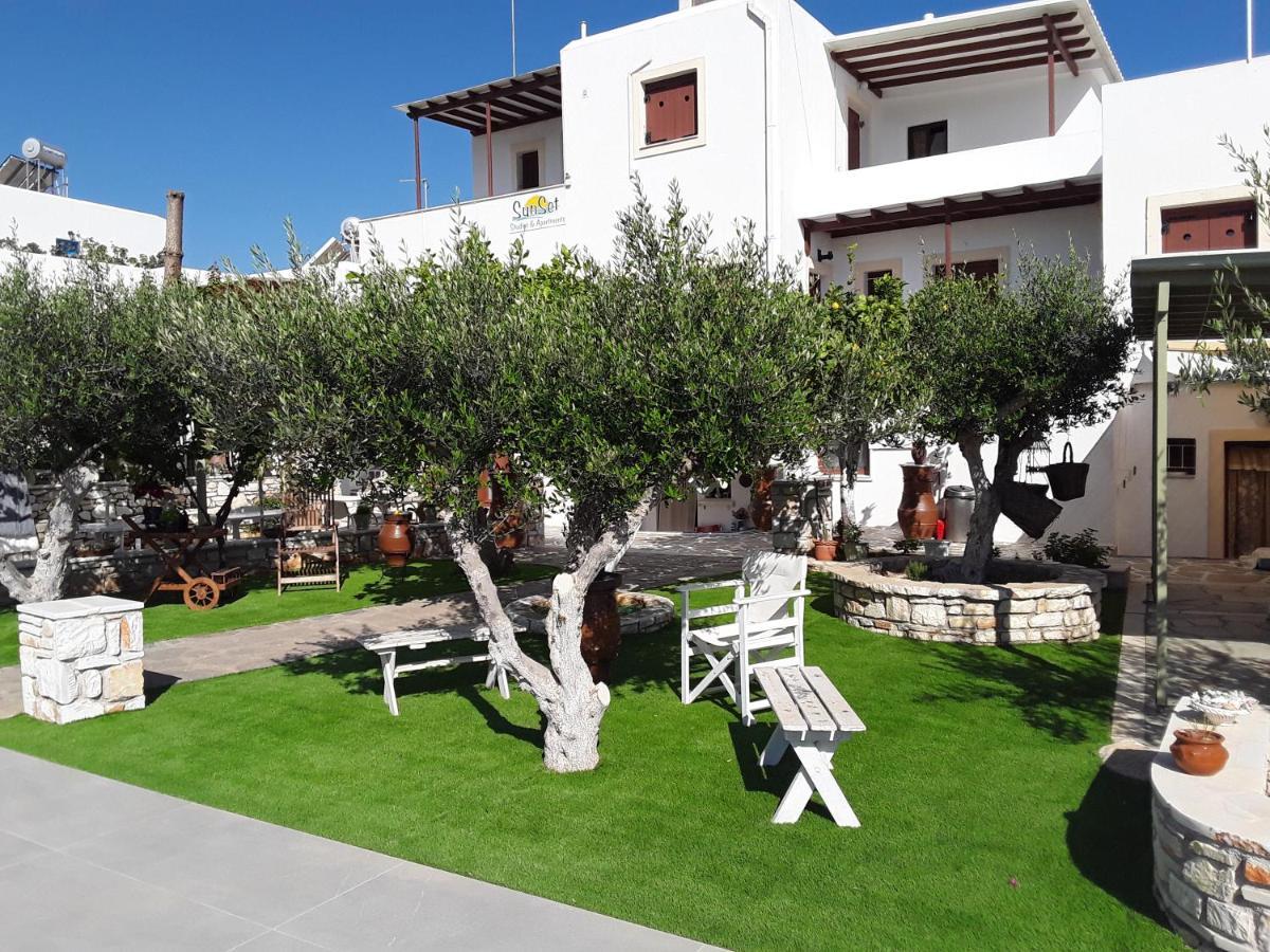 Sunset Studios And Apartments For Adults Over 21 Only Naousa  Exterior foto