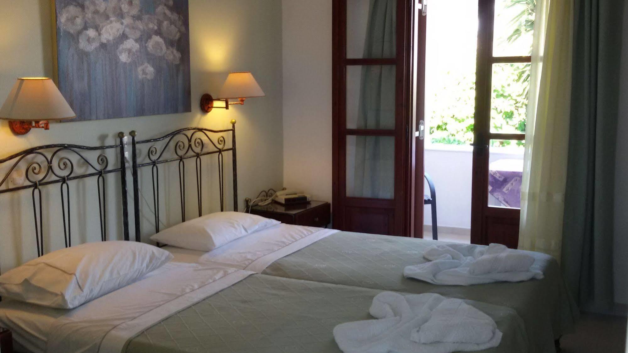 Sunset Studios And Apartments For Adults Over 21 Only Naousa  Exterior foto