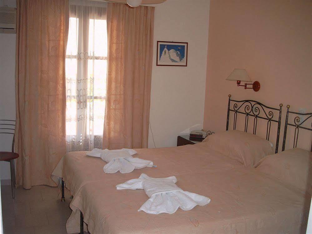 Sunset Studios And Apartments For Adults Over 21 Only Naousa  Exterior foto